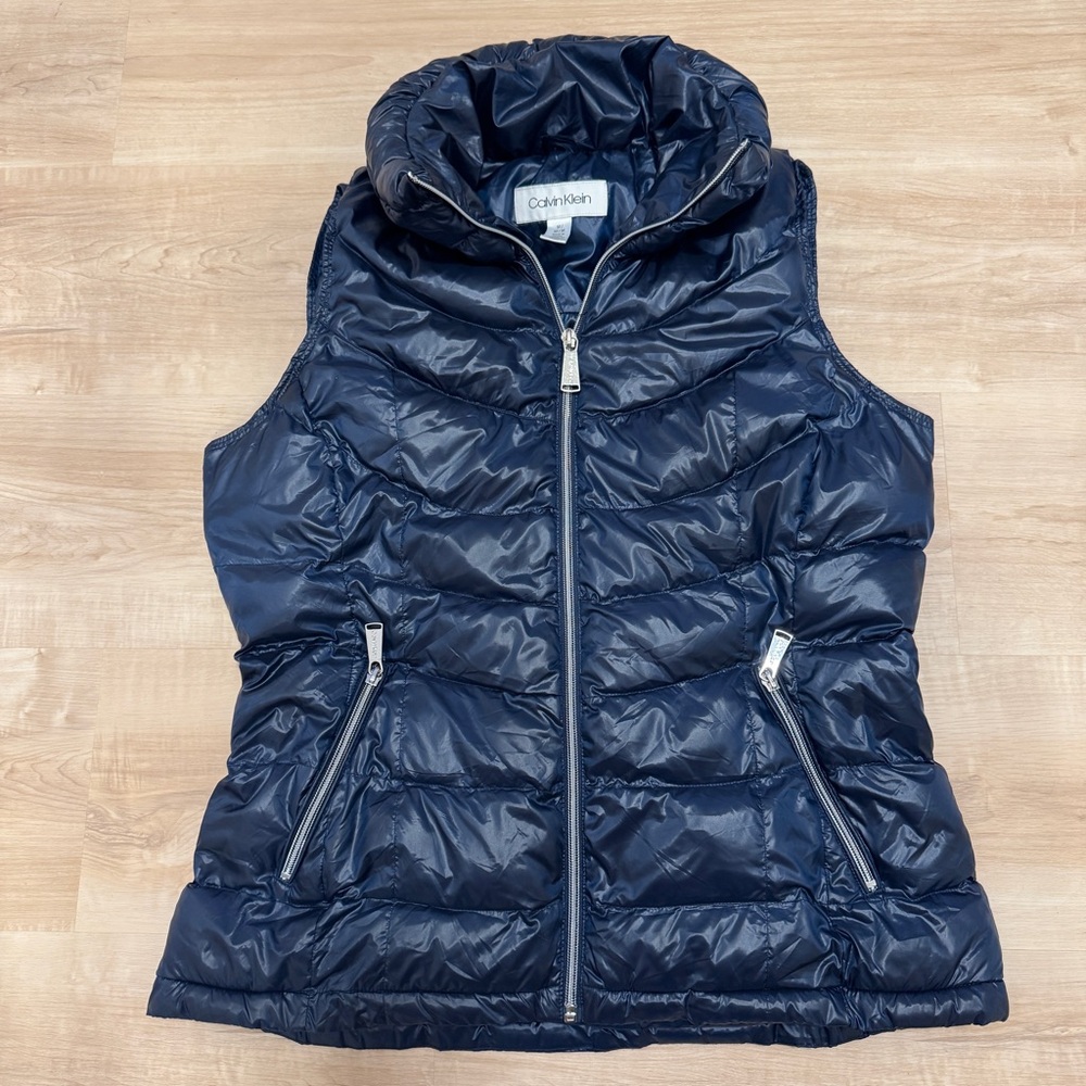 Calvin Klein – Quilted Puffer Vest – Women’s M – Premium Outerwear